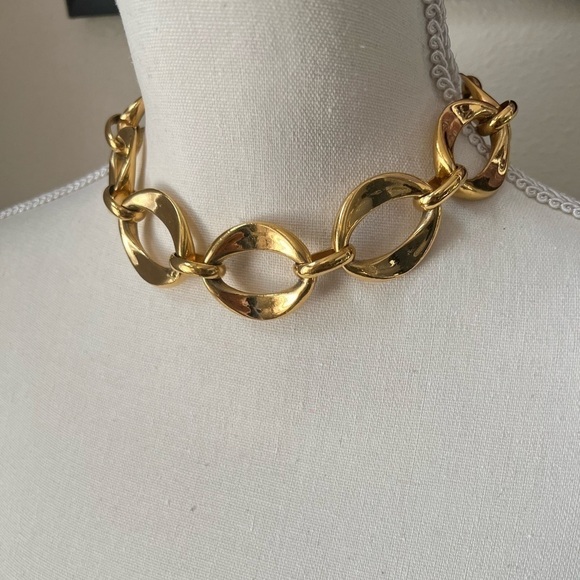 CHANEL Vintage 24k Gold Plated Circle Link Choker - Picture 1 of 9